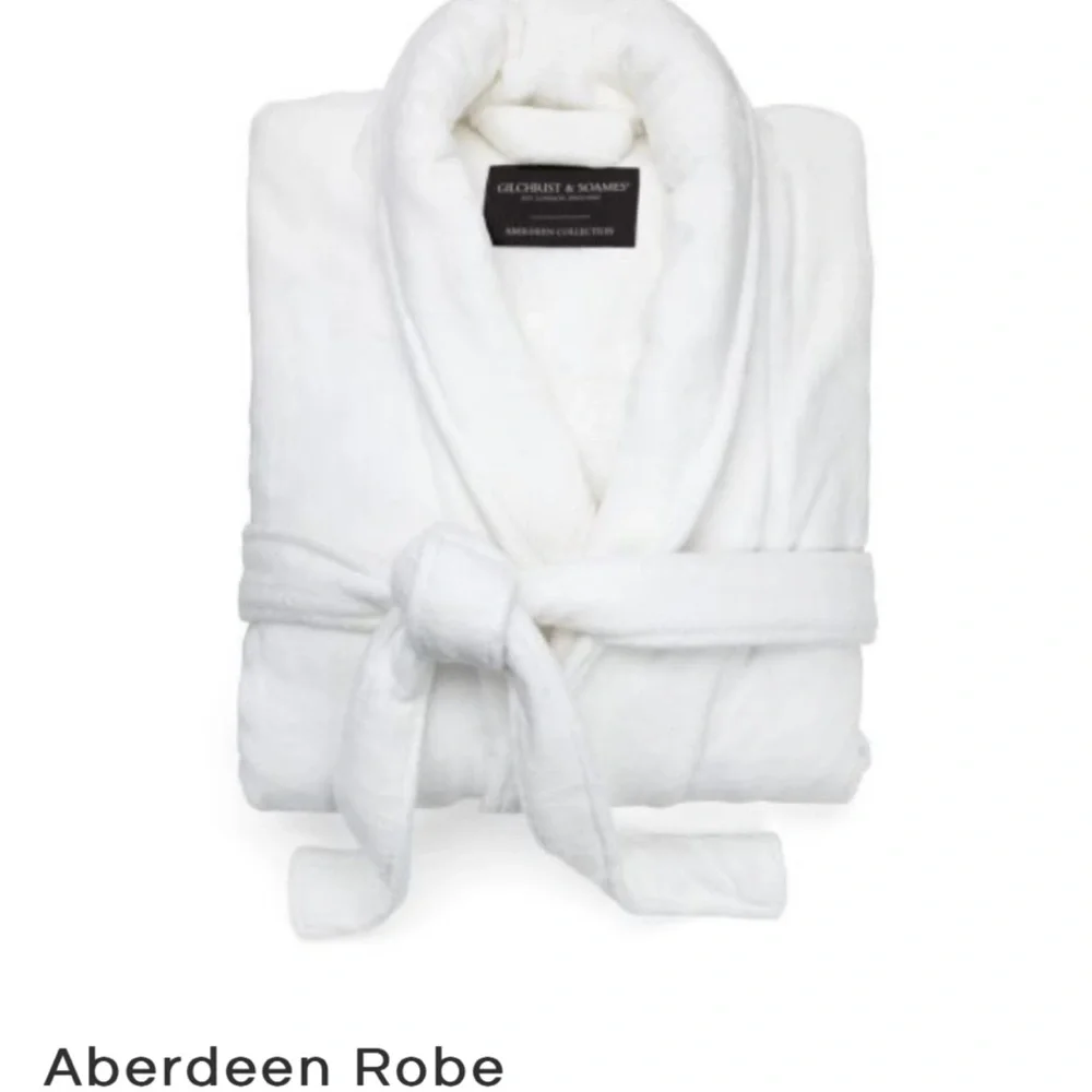 NWOT Cotton Velour White Bathrobe - Picture 7 of 9
